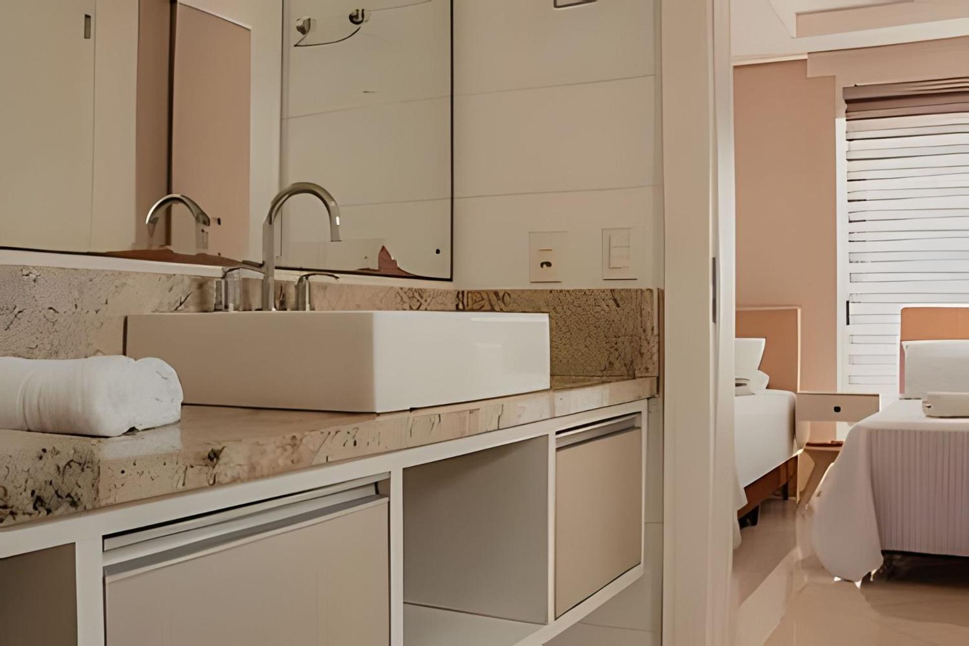 Sobrado Com 5 Suite 1 Quarto Piscina Churraqueira Ar Ate 20 Hospede Фос-ду-Іґуасу Екстер'єр фото