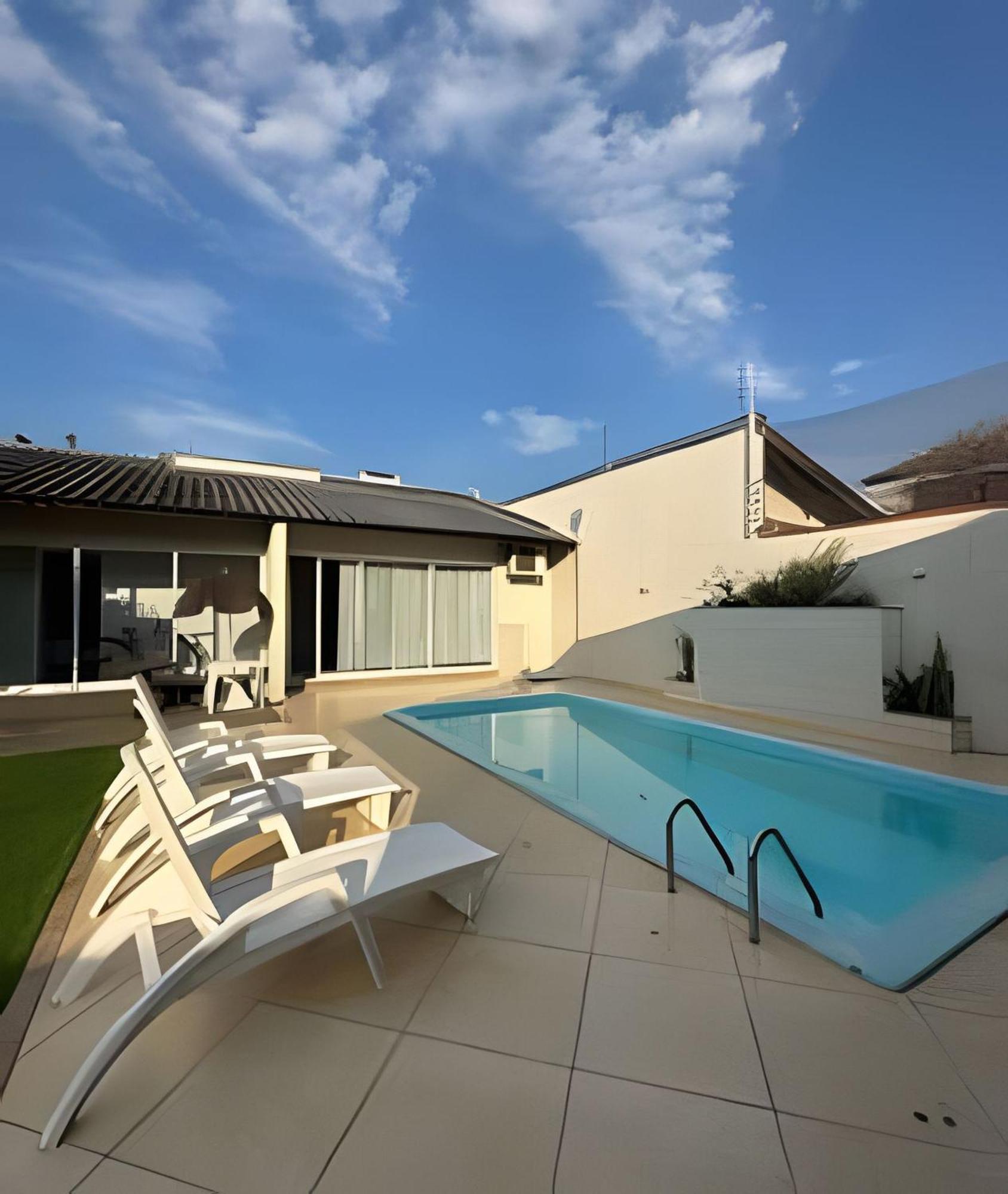 Sobrado Com 5 Suite 1 Quarto Piscina Churraqueira Ar Ate 20 Hospede Фос-ду-Іґуасу Екстер'єр фото
