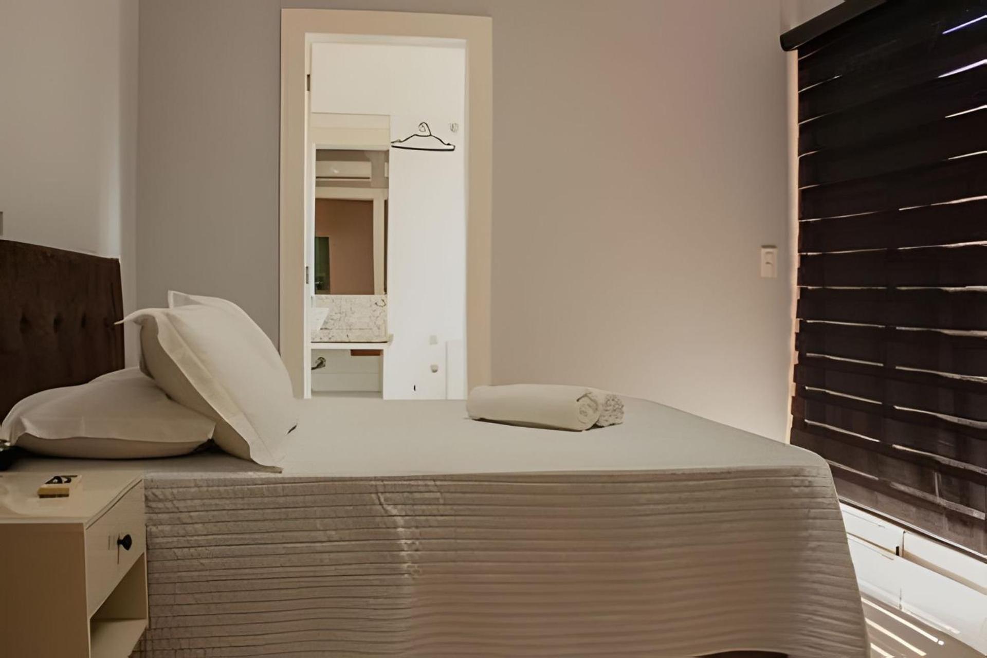 Sobrado Com 5 Suite 1 Quarto Piscina Churraqueira Ar Ate 20 Hospede Фос-ду-Іґуасу Екстер'єр фото