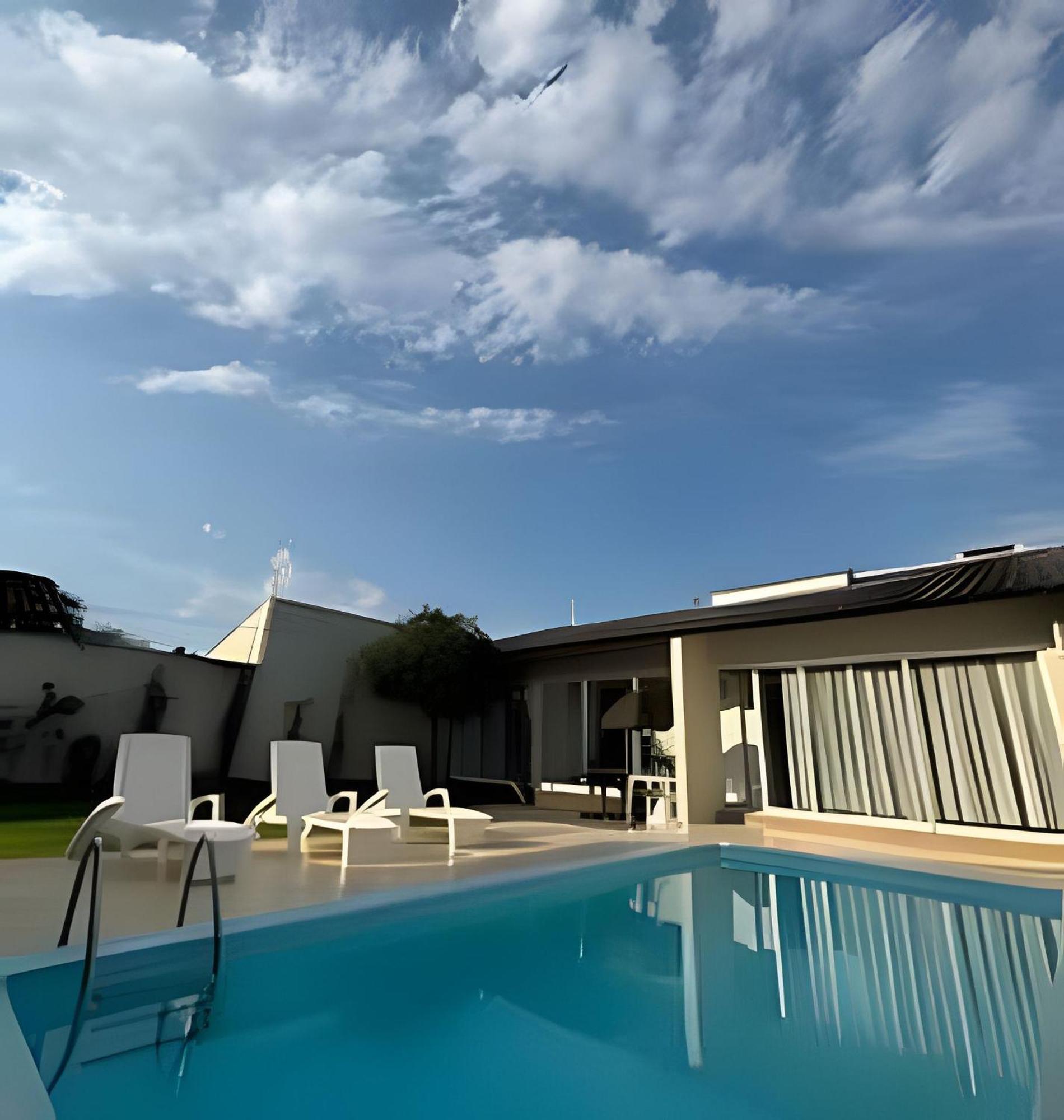 Sobrado Com 5 Suite 1 Quarto Piscina Churraqueira Ar Ate 20 Hospede Фос-ду-Іґуасу Екстер'єр фото